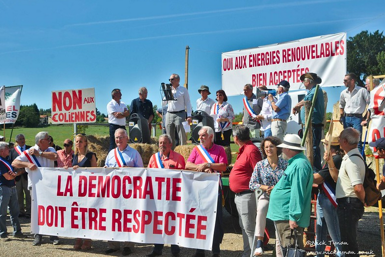 Eolien : manifestation à Saint-Aulaye le 24 août 2019, Oui aux énergies renouvelables bien acceptées