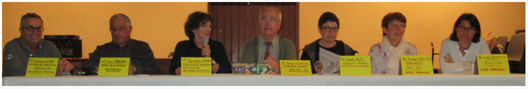 Intervenants à la tribune lors de la réunion publique du 13 février 2020 à Mazeyrolles
